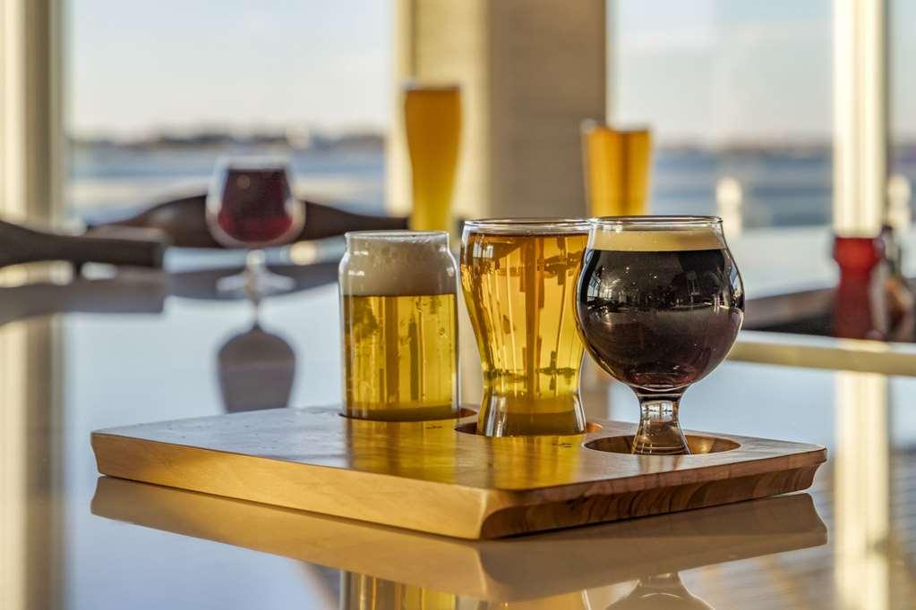 Cambria Hotel Ocean City - Bayfront Restaurant bilde